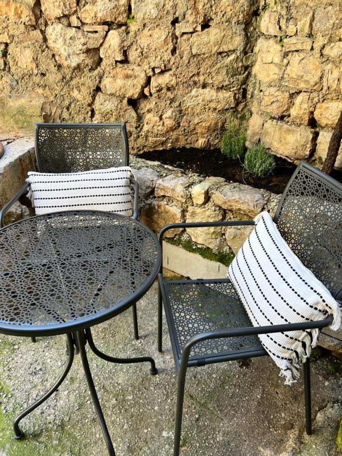 Seayou!***Charming 1-Bedroom Rental Unit In The Old City Center Of Cres Exterior photo